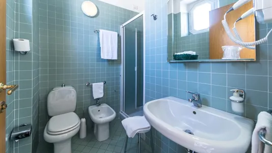 Rooms in Florence - photo 8