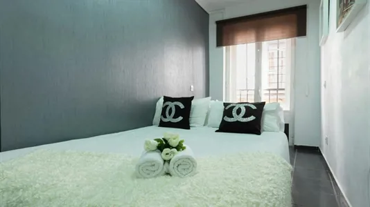 Apartments in Madrid Chamberí - photo 2