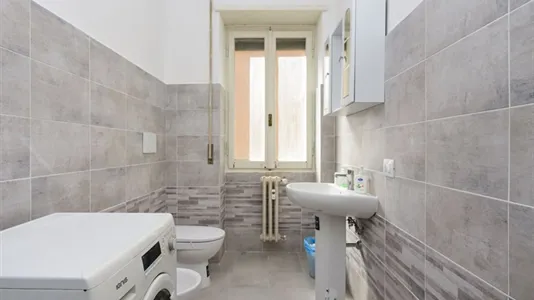 Rooms in Roma Municipio II – Parioli/Nomentano - photo 10