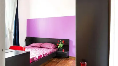 Room for rent in Milano Zona 6 - Barona, Lorenteggio, Milan