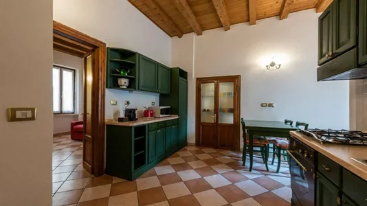 Apartments in Verona - photo 2