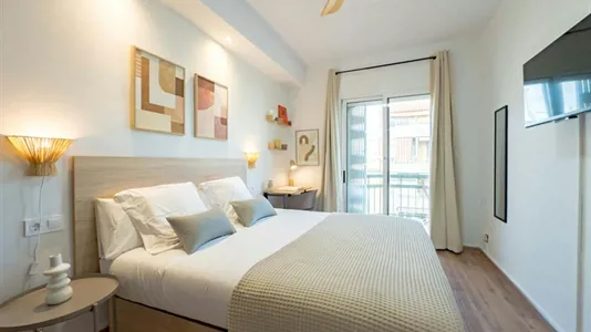 Rooms in Barcelona Les Corts - photo 3