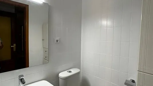 Rooms in Madrid San Blas - photo 9