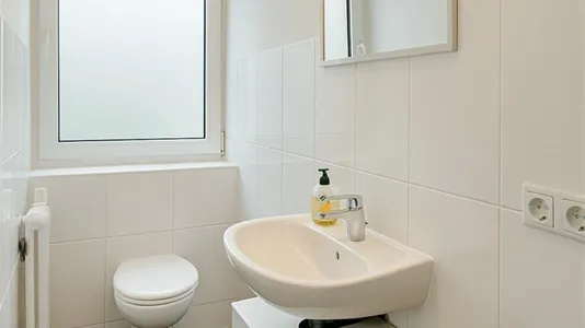 Rooms in Munich Milbertshofen-Am Hart - photo 7