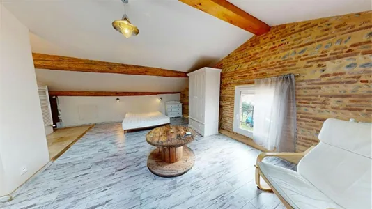 Rooms in Toulouse - photo 3