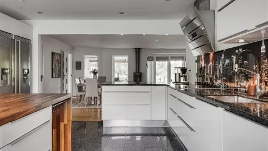 Houses in Askim-Frölunda-Högsbo - photo 2