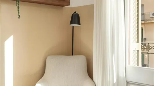 Rooms in Barcelona Eixample - photo 7