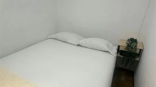 Rooms in Madrid Moncloa-Aravaca - photo 2