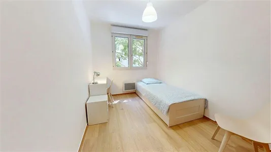 Rooms in Lyon - photo 3