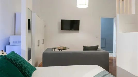 Rooms in Madrid Hortaleza - photo 9