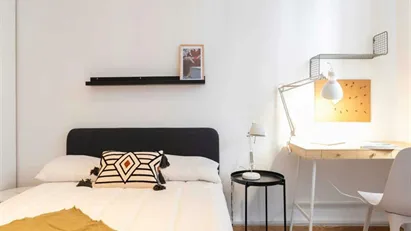 Room for rent in Milano Zona 5 - Vigentino, Chiaravalle, Gratosoglio, Milan