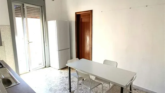 Rooms in Bari - photo 7