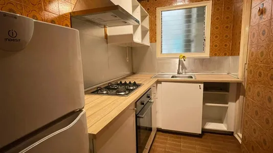 Rooms in Barcelona Eixample - photo 9