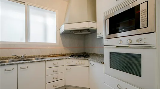 Rooms in Madrid Chamberí - photo 10