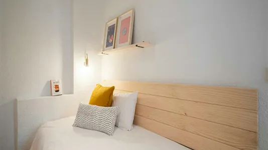 Rooms in Madrid Moncloa-Aravaca - photo 4