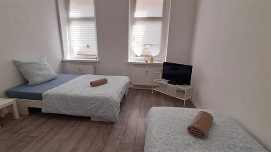 Apartments in Burgenlandkreis - photo 6