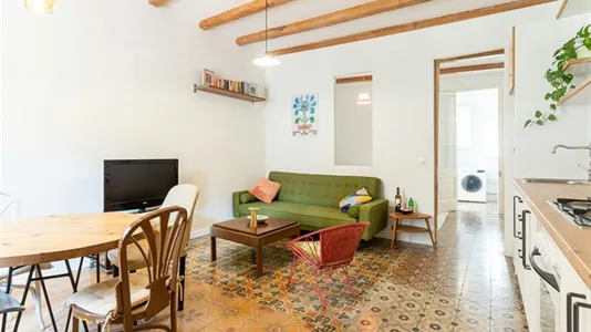 Apartments in Barcelona Eixample - photo 3