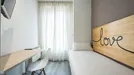 Room for rent, Madrid Centro, Madrid, &lt;span class=&quot;blurred street&quot; onclick=&quot;ProcessAdRequest(8421963)&quot;&gt;&lt;span class=&quot;hint&quot;&gt;See streetname&lt;/span&gt;[xxxxxxxxxxxxx]&lt;/span&gt;