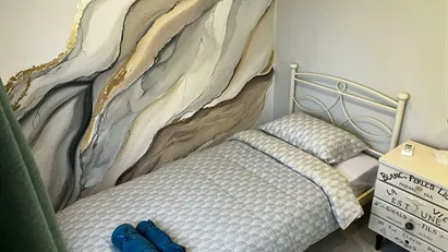 Room for rent in Neapoli-Sykies, Central Macedonia