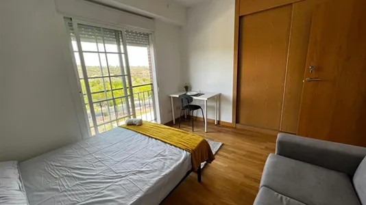 Rooms in Arroyomolinos - photo 2