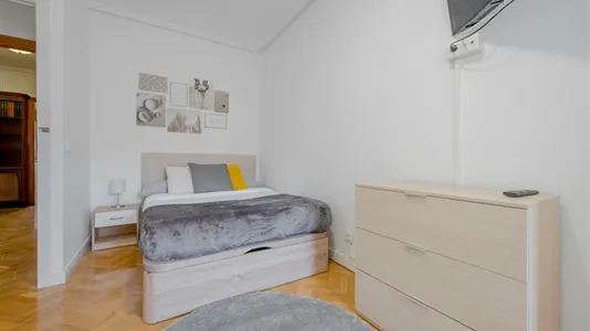 Rooms in Madrid Retiro - photo 5