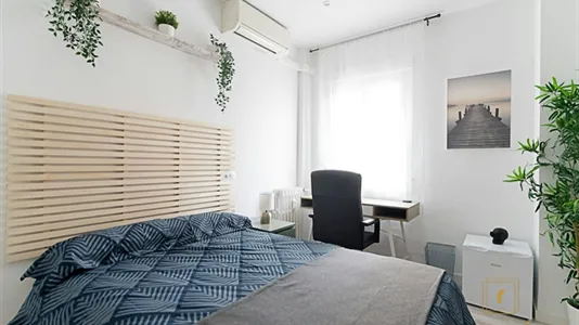 Rooms in Madrid Chamartín - photo 1