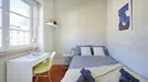 Room for rent, Lisbon (region), &lt;span class=&quot;blurred street&quot; onclick=&quot;ProcessAdRequest(12828479)&quot;&gt;&lt;span class=&quot;hint&quot;&gt;See streetname&lt;/span&gt;[xxxxxxxxxxxxx]&lt;/span&gt;