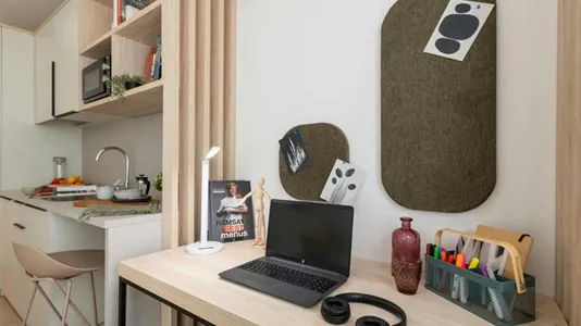 Rooms in Sevilla Triana - photo 3