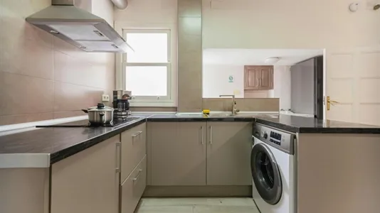 Rooms in Valencia L'Eixample - photo 9