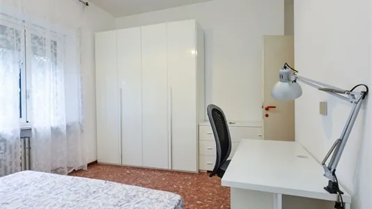 Rooms in Roma Municipio IX – EUR - photo 4