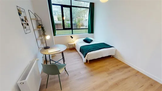 Rooms in Nanterre - photo 3