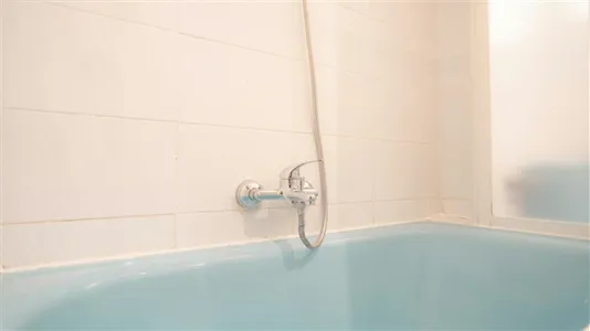 Rooms in Madrid Chamberí - photo 9