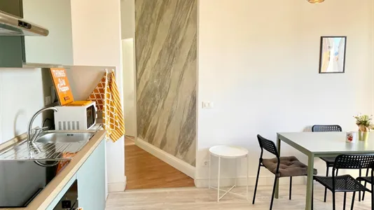 Rooms in Florence - photo 10