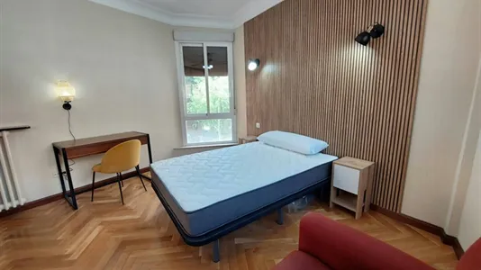 Rooms in Madrid Chamartín - photo 8