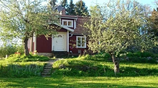 Houses in Norrtälje - photo 1