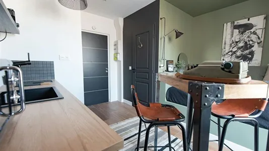 Apartments in Lyon - photo 8