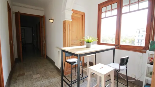 Rooms in Barcelona Eixample - photo 9