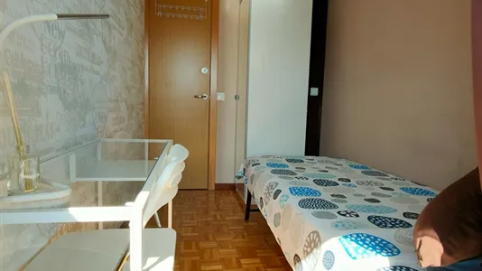Rooms in Alcalá de Henares - photo 4