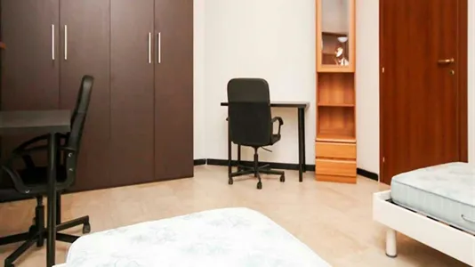Rooms in Milano Zona 5 - Vigentino, Chiaravalle, Gratosoglio - photo 5