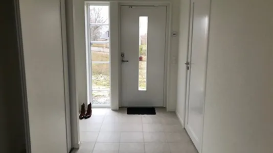 Houses in Höganäs - photo 10