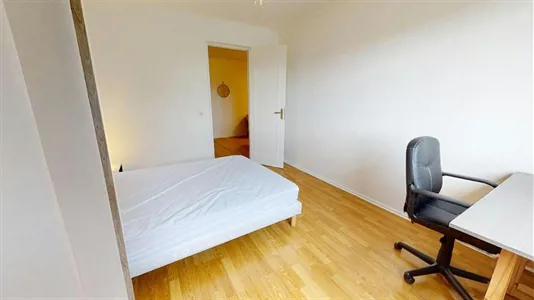 Rooms in Lyon - photo 2