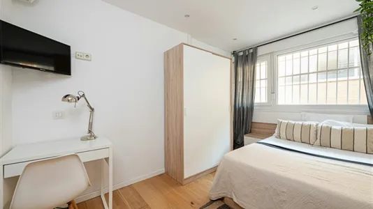 Rooms in Madrid ChamberĂ - photo 4