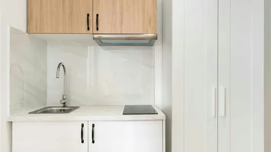 Rooms in Madrid Retiro - photo 8