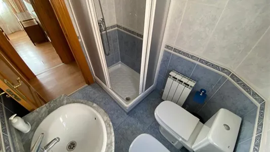 Rooms in Madrid Puente de Vallecas - photo 7