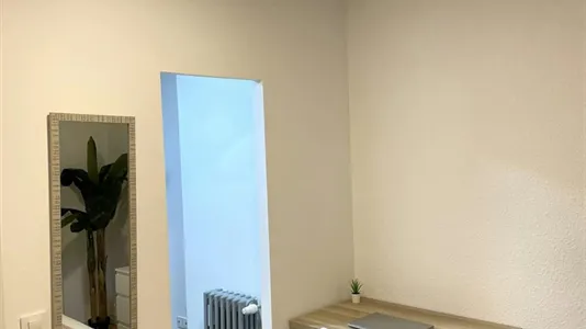 Rooms in Madrid Salamanca - photo 6