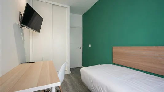 Rooms in Madrid Centro - photo 3