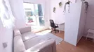 Room for rent, Sevilla Casco Antiguo, Sevilla, &lt;span class=&quot;blurred street&quot; onclick=&quot;ProcessAdRequest(13235181)&quot;&gt;&lt;span class=&quot;hint&quot;&gt;See streetname&lt;/span&gt;[xxxxxxxxxxxxx]&lt;/span&gt;
