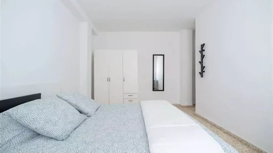 Rooms in Castellón de la Plana/Castelló de la Plana - photo 1