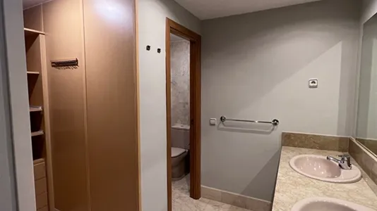 Rooms in Madrid Hortaleza - photo 4