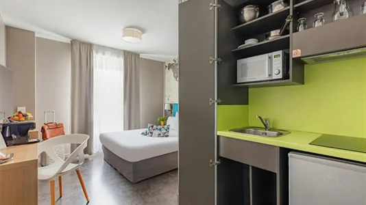 Apartments in Le Raincy - photo 4